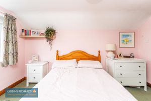 Bedroom- click for photo gallery